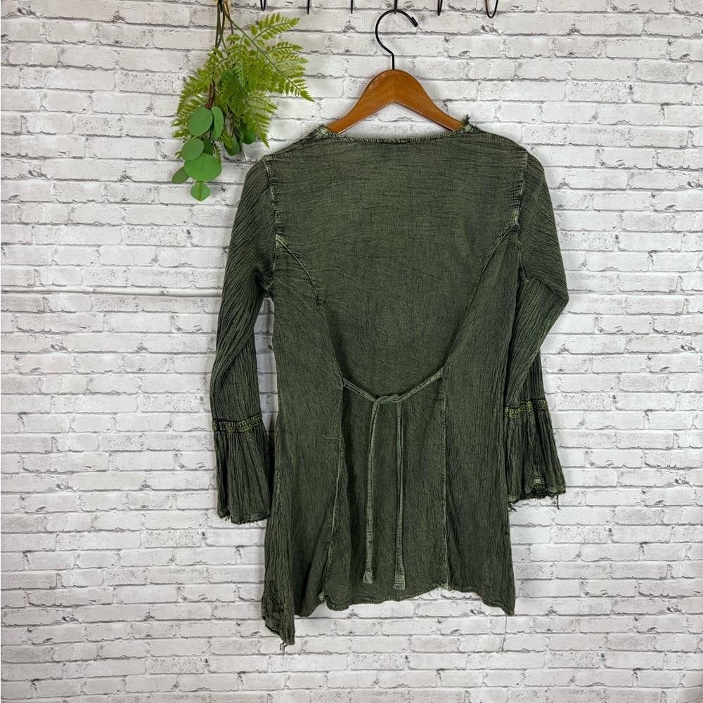 Vintage Y2K does 90’s Green Boho Crinkle Blouse - Picture 4 of 5